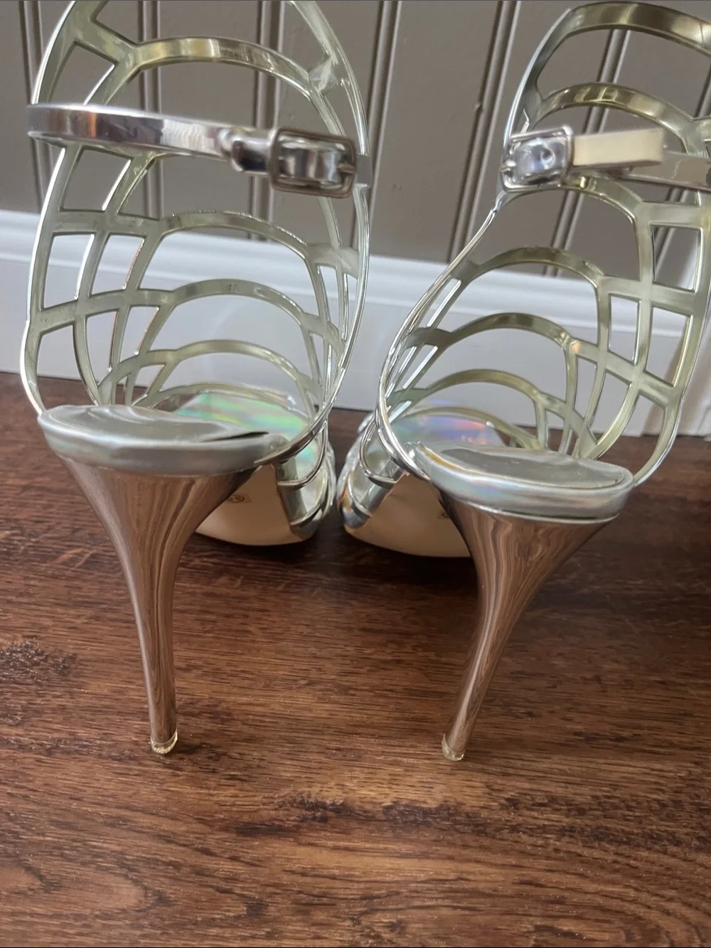 SEXY NEW ! Silver Strappy Gladiator Heels - Women's Dress Sandals